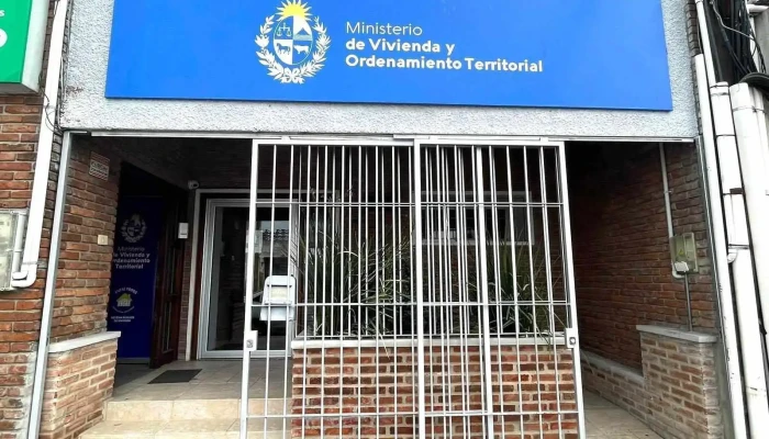 Ministerio De Vivienda Y Ordenamiento Territorial -  Donde - Las Piedras