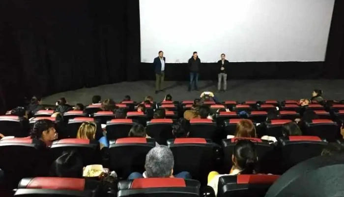 Movie Club Cines Artigas -  Auditorio - Artigas