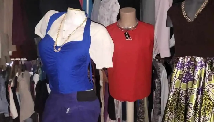 MyM Tienda de Ropa Femenina - Toribio Menéndez M73 S 7