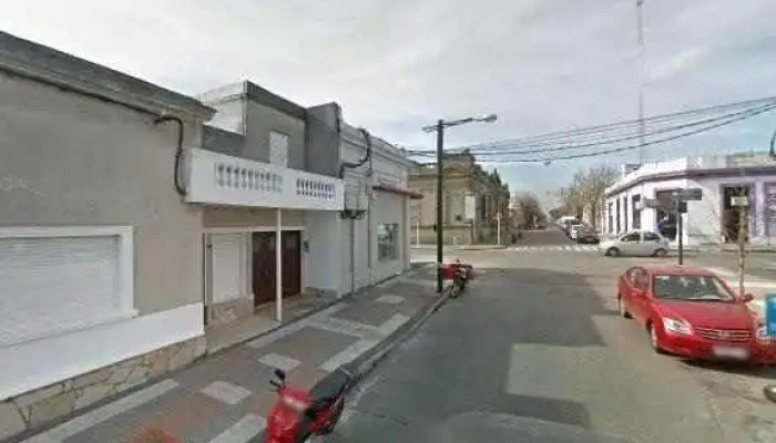 Neumaticos Del Uruguay Establecimiento De Deposito Y Venta - Florida