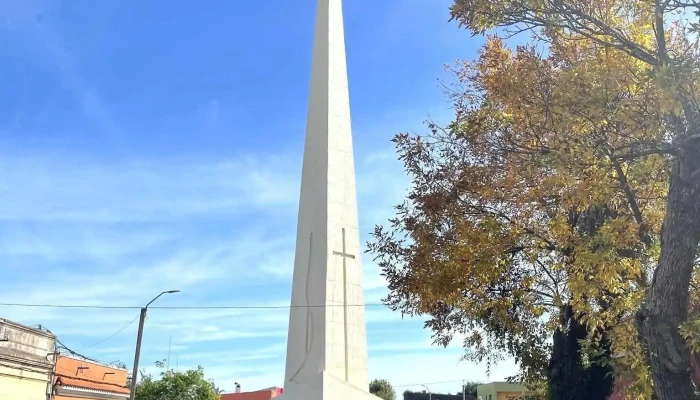 Obelisco de Treinta y Tres - Manuel Meléndez