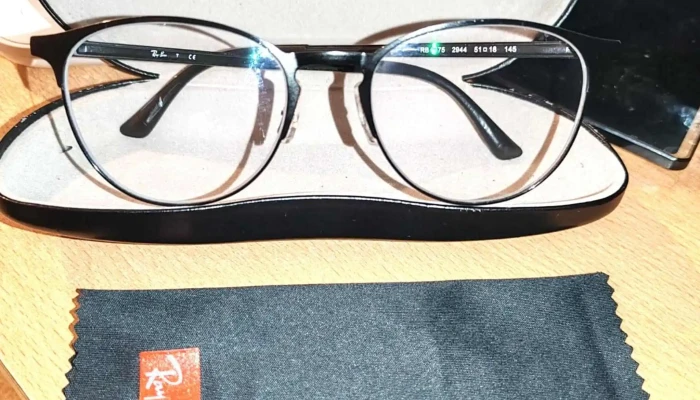 Optica Americana -  Horario - Montevideo