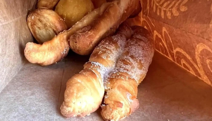 Panadería Confitería Cooper - 11300 Montevideo