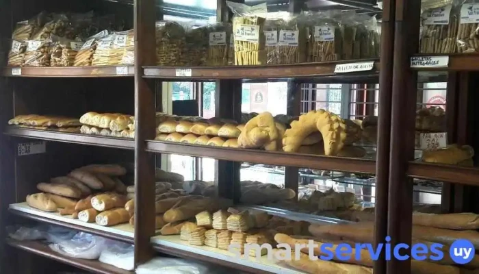 Panadería La Nueva San Francisco - 13000 Montevideo