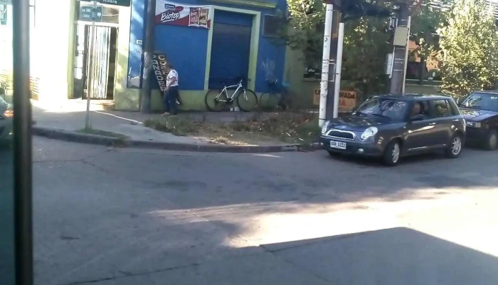 Panadería y Bizcochería La Esquina - 90000 Canelones