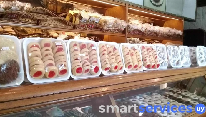 Panadería y Confitería Las Maravillas - 11900 Montevideo