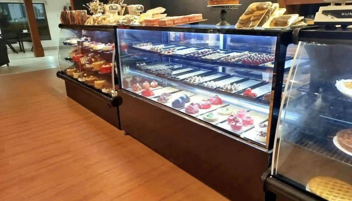 Panadería y confitería Pessano - 94000 Florida