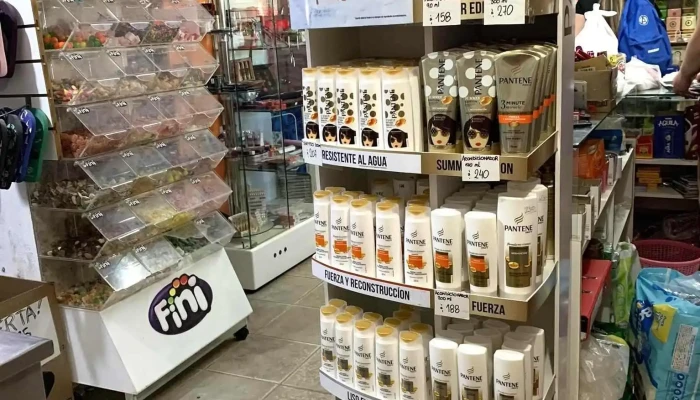Panaderia y minimercado 1 - 27000 Rocha