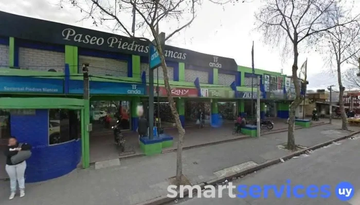 Parada De Autobús 110 - Montevideo