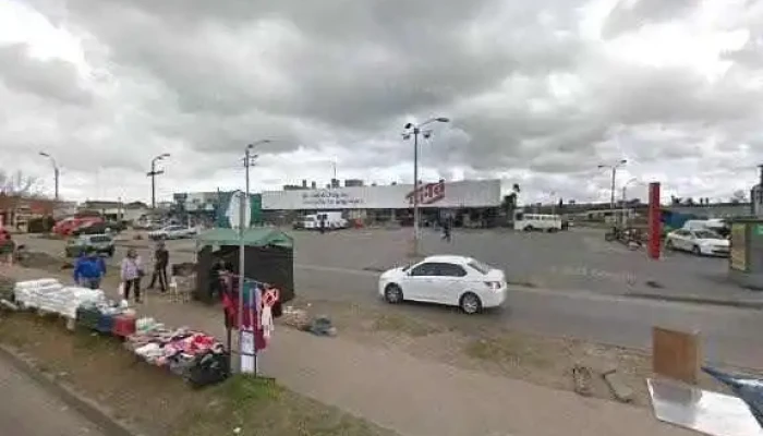 Parada De Taxi Base 19 Telefonodeg - Montevideo
