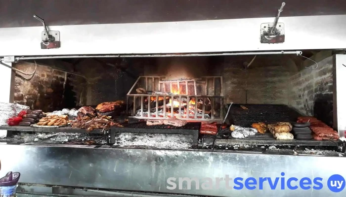 Parrillada 2 Patos - 11700 Montevideo