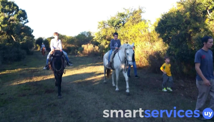 Paseos A Caballo La Muralla De Los Visitantes - Col. del Sacramento