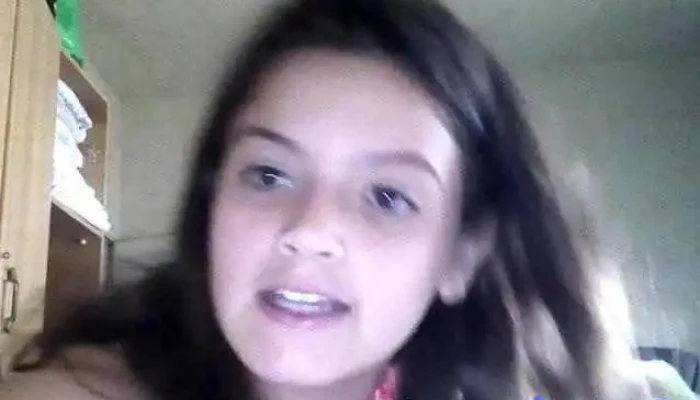 Petit Jardin -  Videos - Young