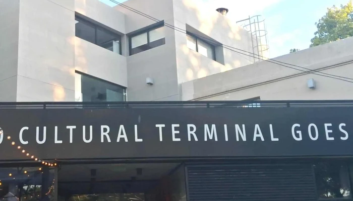 Plaza Ex Terminal Goes -  Telefono - Montevideo