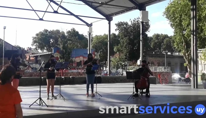 Plaza Ex Terminal Goes -  Videos - Montevideo