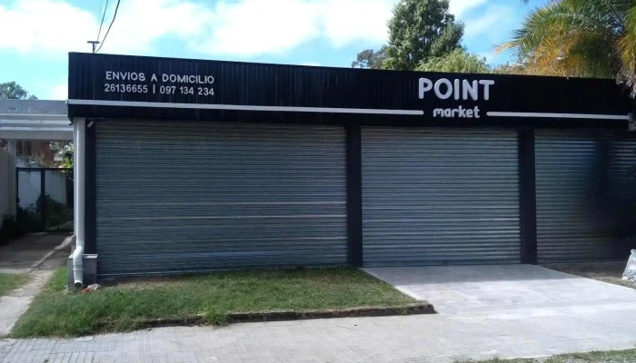 Point Market - 11400 Montevideo