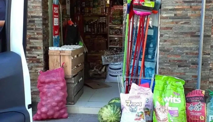Provisión adriana - Av. Daniel Zunino