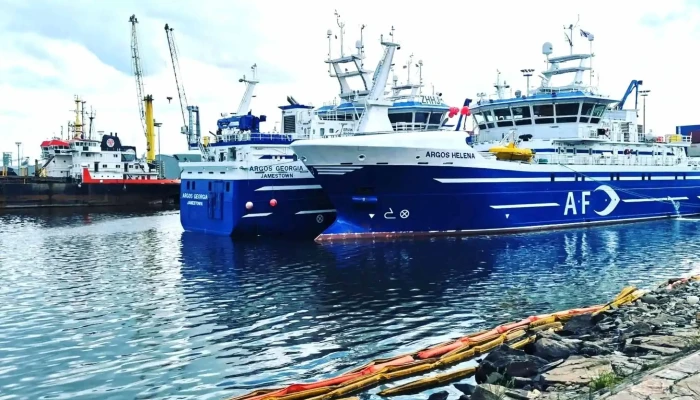 Puerto De Montevideo -  Comentarios - Montevideo