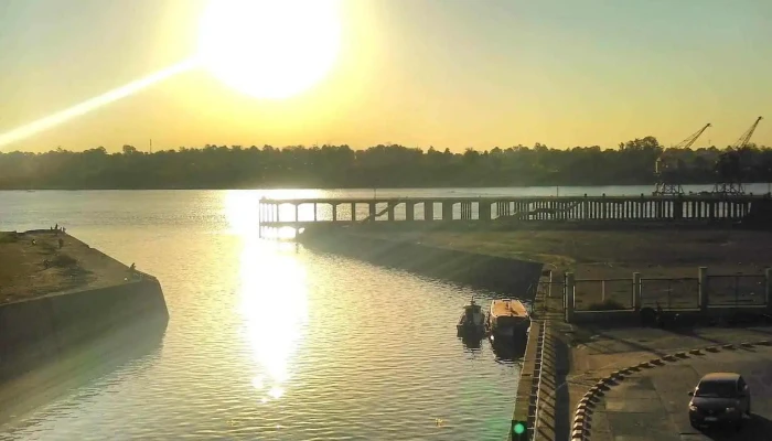 Puerto De Salto -  Lago - Salto