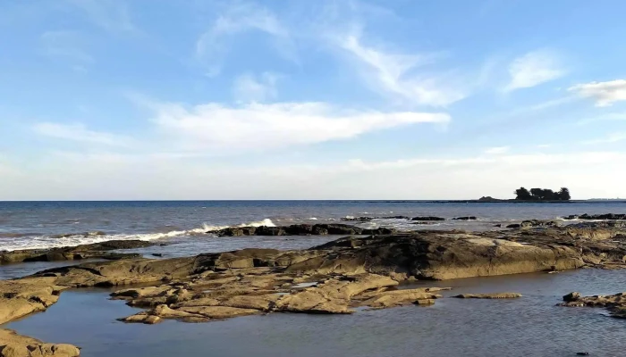 Punta Del Descanso -  Donde - Montevideo