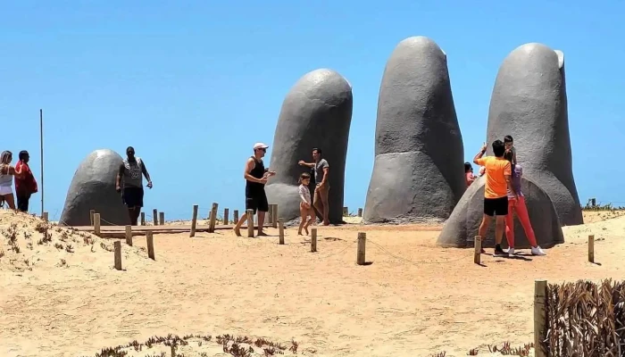 Punta del Este (via Colonia) - Punta Del Este