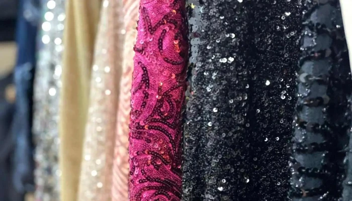Que Noche Teté ! - Alquiler de vestidos, trajes y accesorios. - 90700 Santa Lucía