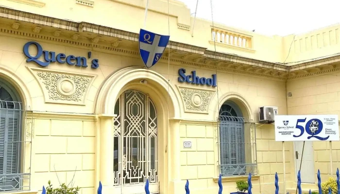 Queens School Edificio - Montevideo