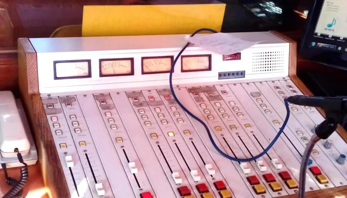 Radio Cristal Del Uruguay 1470am Horario - Las Piedras
