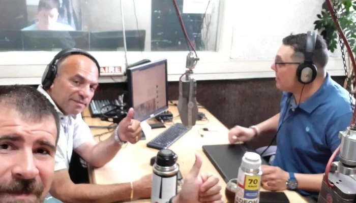 Radio Universal Cx 22 Am 970 -  Abierto Ahora - Montevideo