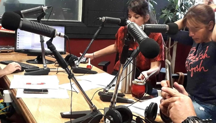 Radio Universal Cx 22 Am 970 -  Promocion - Montevideo