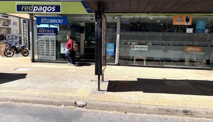 Red Pagos Matriz -  Exterior - Montevideo