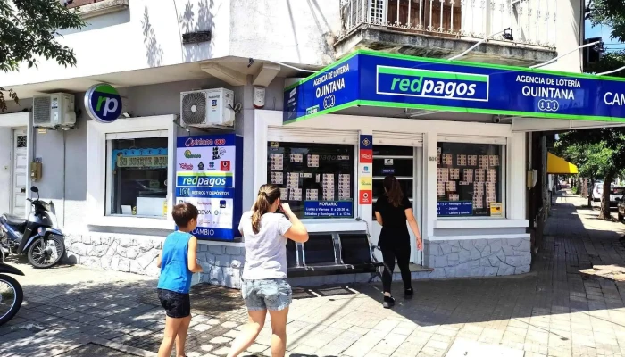 Redpagos Y Cambio Agencia Quintana 111 -  Del Propietario - Salto
