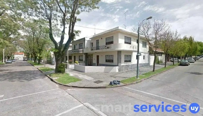 Residencia Rr - Autodromo. - Montevideo