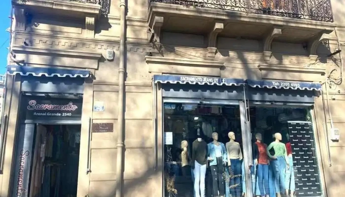 Sacramento Jeans - 11800 Montevideo