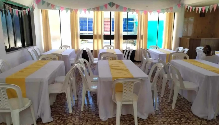 Salón de fiestas y eventos Bichito de luz - 15900 Progreso