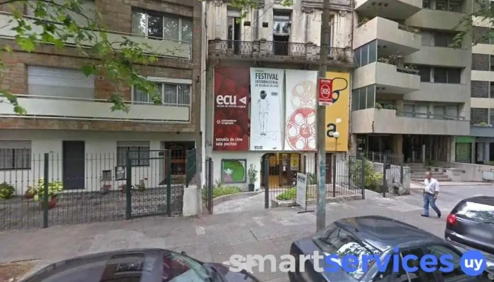 salon rojo Trouville - 11300 Montevideo
