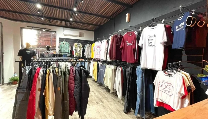 Sin Genero Ropa Para Todos - Luis Alberto De Herrera S/n