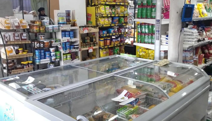 Supermercado Pajas Blancas Interior - Pajas Blancas