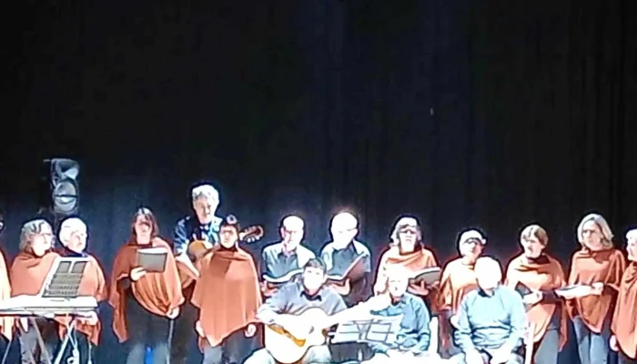 Teatro Atenas -  Fotos - Young