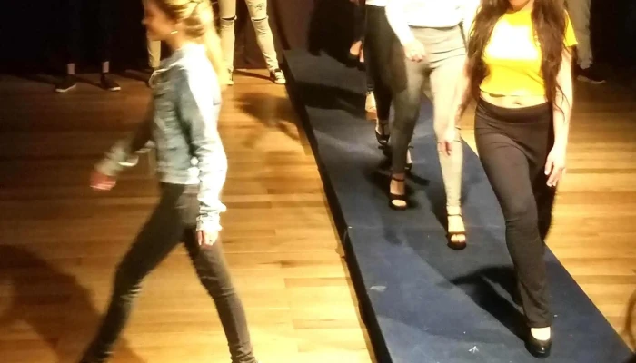 Teatro La Sala -  Videos - Las Piedras